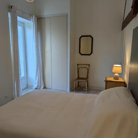 Lumineux Avec Terrasse, Jardin Et Wi-fi Proche D'angouleme, Animaux Acceptes - Fr-1-653-82 * Torsac
