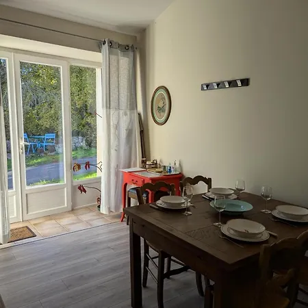 Lumineux Avec Terrasse, Jardin Et Wi-fi Proche D'angouleme, Animaux Acceptes - Fr-1-653-82