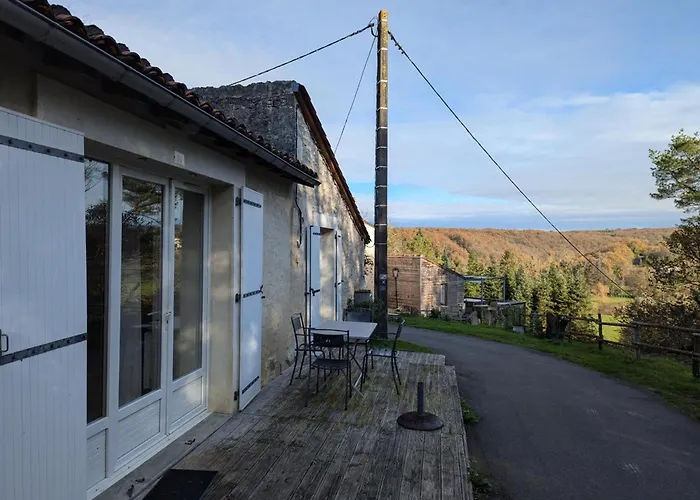 Сasa de vacaciones à Avec Terrasse, Animaux Acceptés - Fr-1-653-82 Torsac